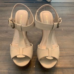 Nude wedges size 8